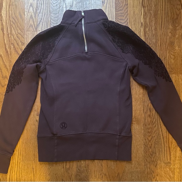 Lululemon Mock Neck Pull Over - Picture 2 of 2